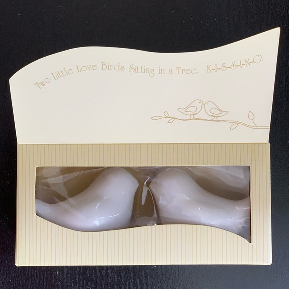 Lovebirds salt and pepper shakers - Picture 3 of 3